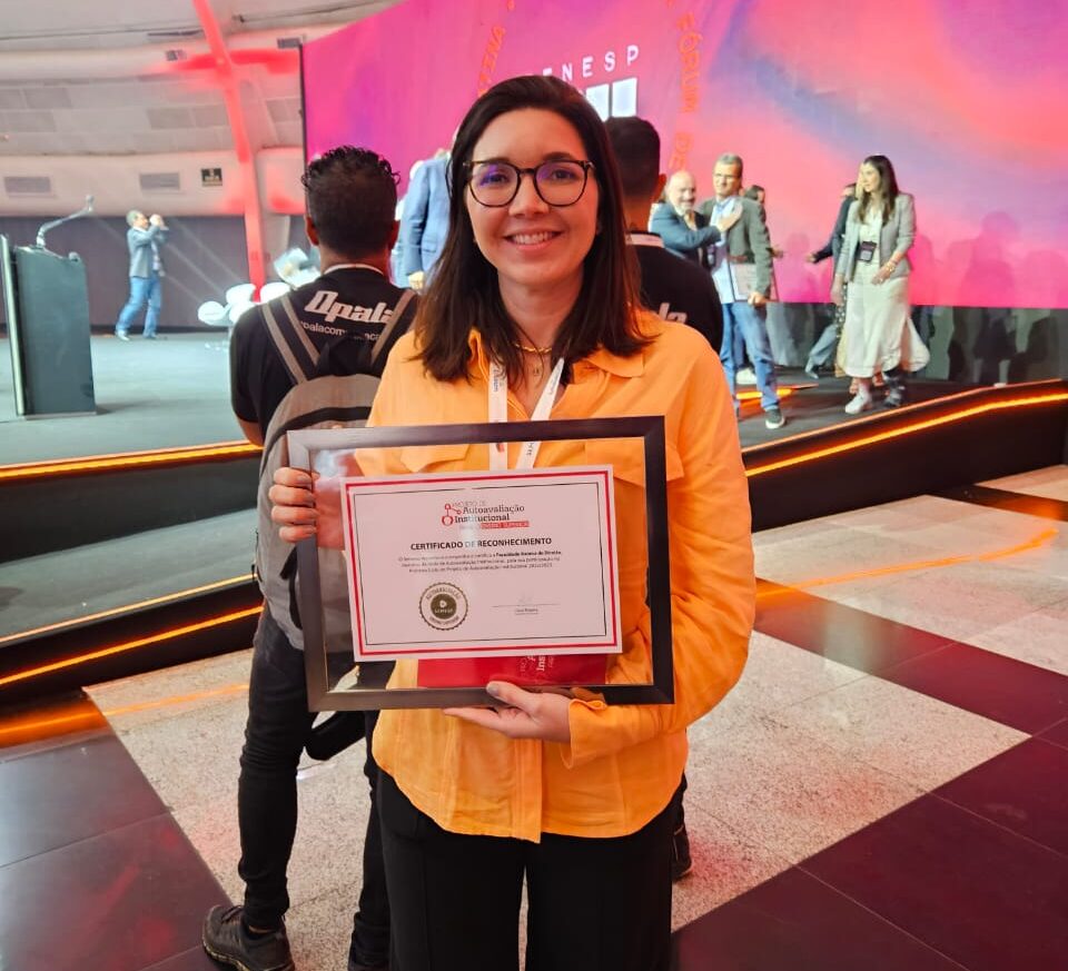 Baiana recebe Certificado de Reconhecimento do SEMESP
